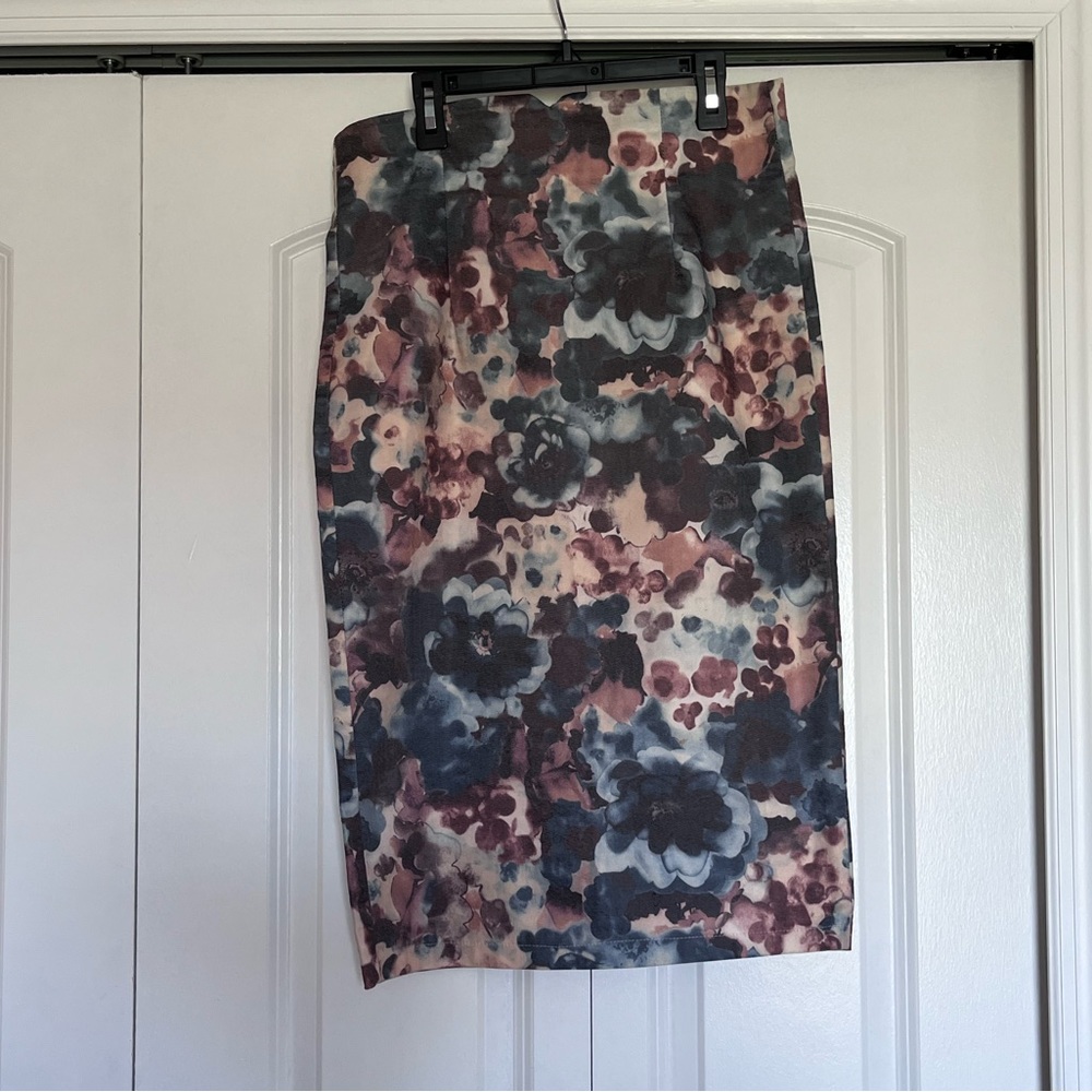 ModCloth: TOV Los Angeles high waisted pencil skirt